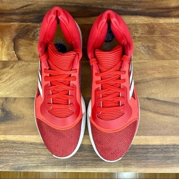 Adidas Men’s Marquee Boost Low in Active Red Size 13.5 F36305 - Picture 6 of 11